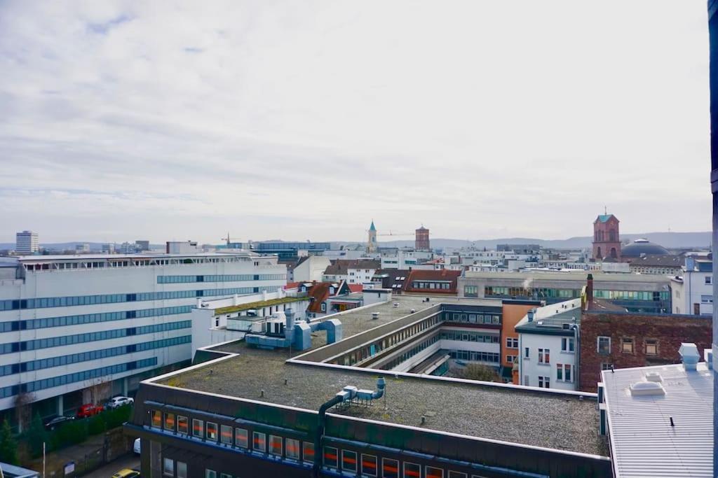 Neu Modernes Apartment In Top Lage, Free Parking Max 1,65M Hoehe Und 1,8M Breite 卡尔斯鲁厄 外观 照片