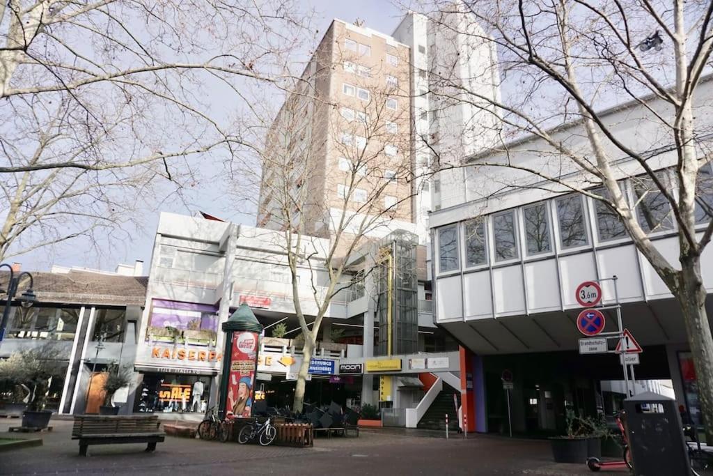 Neu Modernes Apartment In Top Lage, Free Parking Max 1,65M Hoehe Und 1,8M Breite 卡尔斯鲁厄 外观 照片