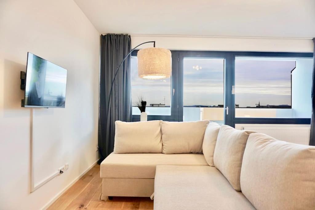 Neu Modernes Apartment In Top Lage, Free Parking Max 1,65M Hoehe Und 1,8M Breite 卡尔斯鲁厄 外观 照片